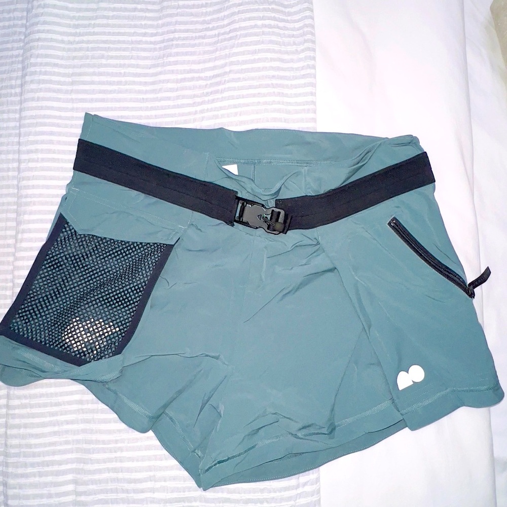 NIKE: Naomi Osaka Green/Gray/Black - Size Medium